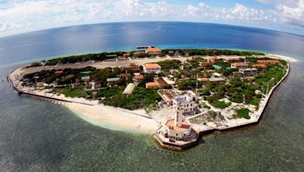 Photos on Vietnam’s sea and island sovereignty on display - ảnh 1